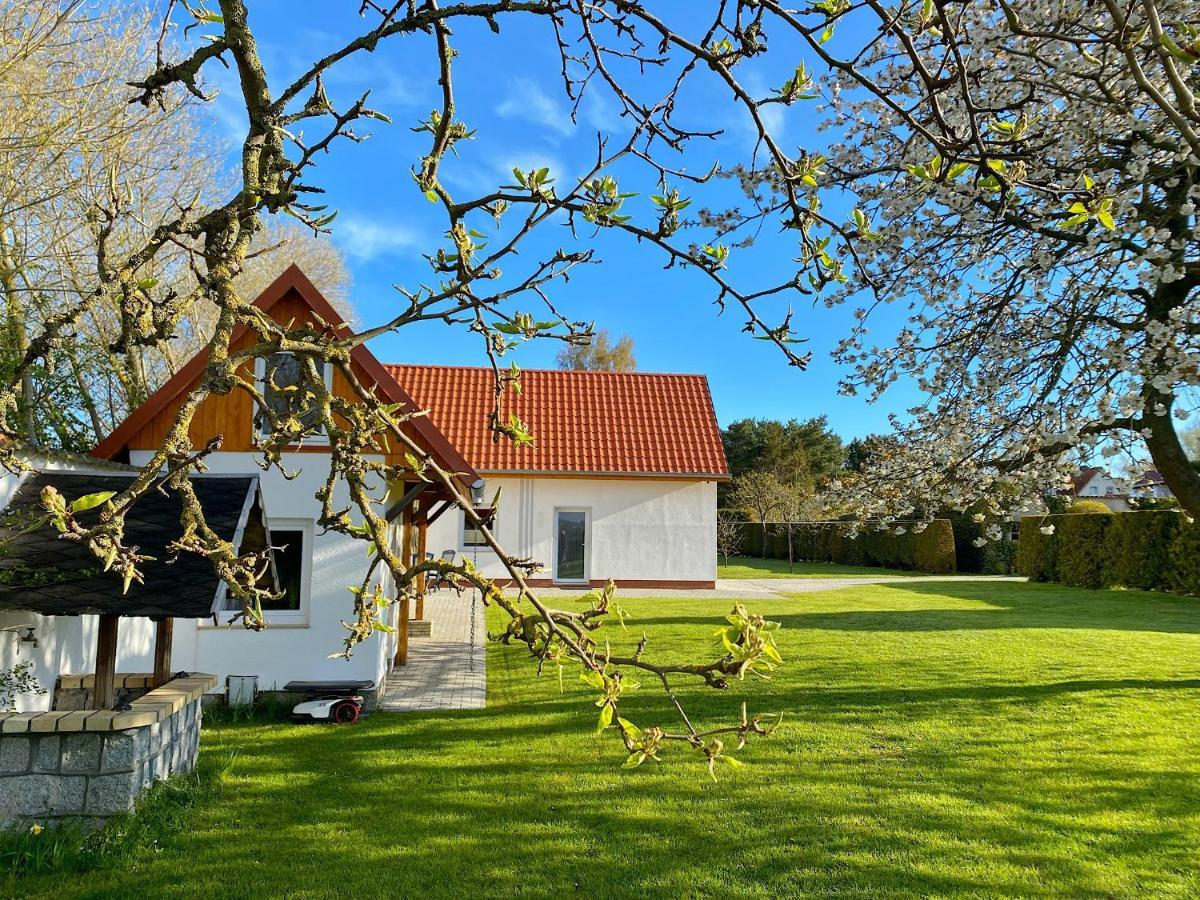 Ferienhaus Berta Sassnitz Bagian luar foto